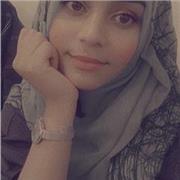 Soy muy trabajadora, enseño inglés a los niños.